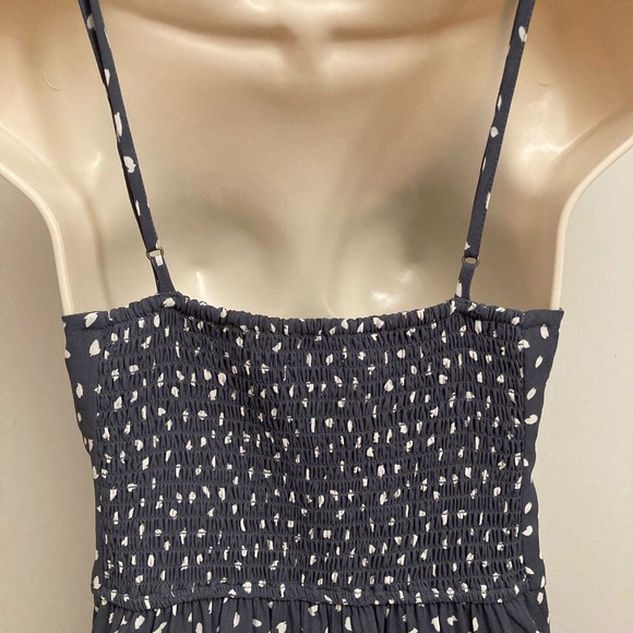 Last chance! Going to resale shop unless sold - Abercrombie & Fitch Dress - Picture 4 of 6